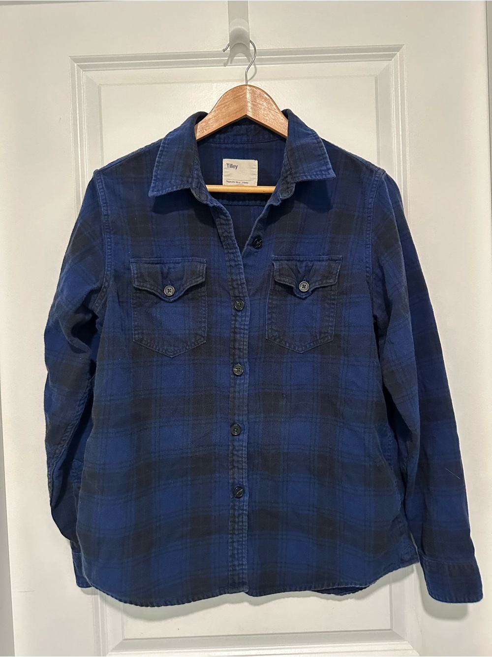 Tilley Women’s Blue 100% Cotton Plaid Long Sleeve Button-Down Shirt Size Large